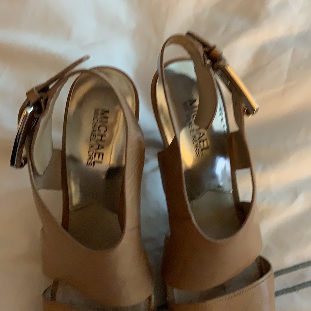 Michael Kors platforms - Picture 3 of 7